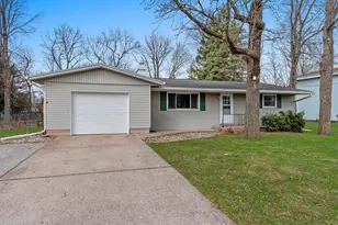 3040 Sheldon Dr, Oshkosh, WI 54904 - Photo 1