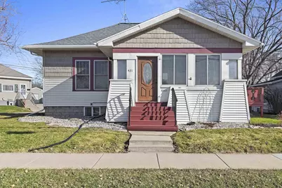 421 Ahnaip Street, Menasha, WI 54952 - Photo 1