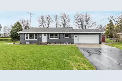 4607 W Capitol Drive, Appleton, WI 54914 - Photo 1