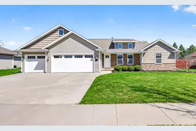 4102 E Braeburn Drive, Appleton, WI 54913 - Photo 1