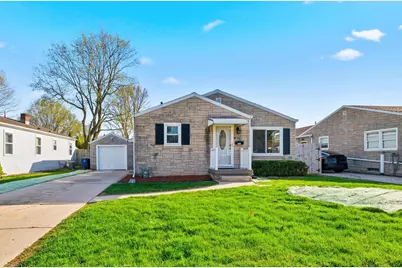 1652 Kimball Street, Green Bay, WI 54302 - Photo 1