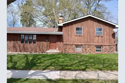1220 E Roeland Avenue, Appleton, WI 54915 - Photo 1