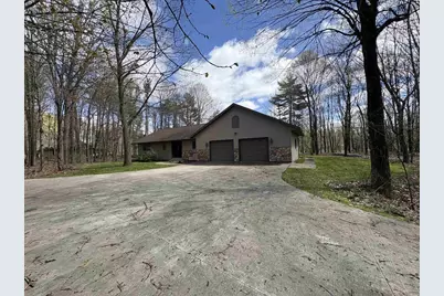 W9221 Amber Lane, Clintonville, WI 54929 - Photo 1