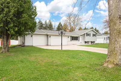 2615 Bayport Lane, Green Bay, WI 54313 - Photo 1