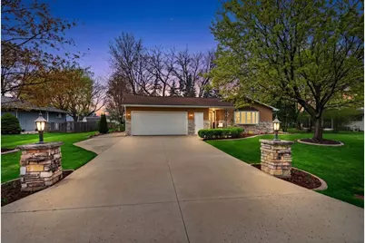 1296 Lakeview Lane, Menasha, WI 54952 - Photo 1