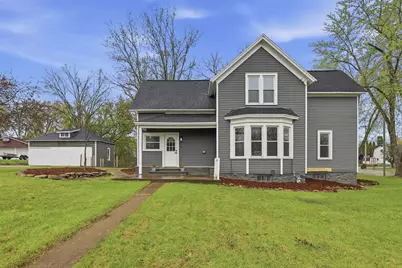 1602 S Division Street, New London, WI 54961 - Photo 1
