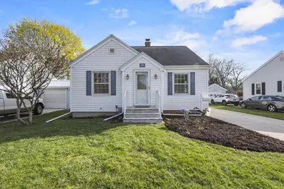 1260 McCormick Street, Green Bay, WI 54301 - Photo 1