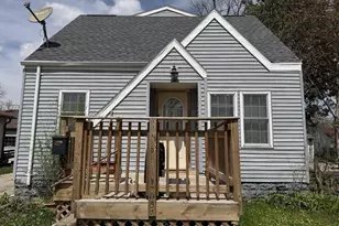 632 7th St, Menasha, WI 54952 - Photo 1