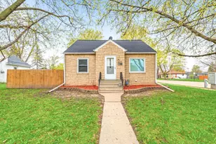 1149 9th St, Green Bay, WI 54304 - Photo 1
