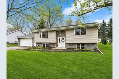 W1942 Vandenberg Street, Kaukauna, WI 54130 - Photo 1