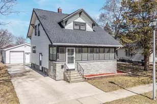 131 Bischoff St, Fond du Lac, WI 54935 - Photo 1
