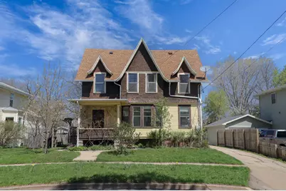826 E Washington Street, Appleton, WI 54911 - Photo 1