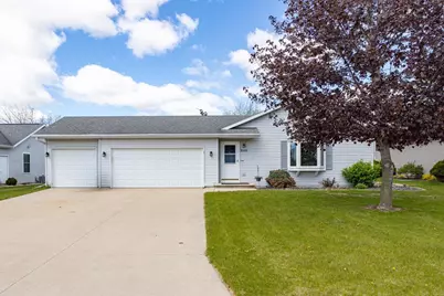 2140 Deer Prairie Drive, Neenah, WI 54956 - Photo 1