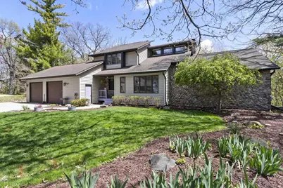 125 Traders Point Lane, Green Bay, WI 54302 - Photo 1