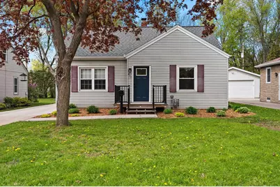 250 Taft Street, Green Bay, WI 54301 - Photo 1