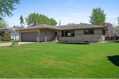 1094 Melrose Street, Neenah, WI 54956 - Photo 1