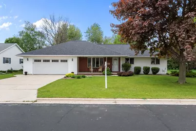 1040 Crestview Drive, Wrightstown, WI 54180 - Photo 1