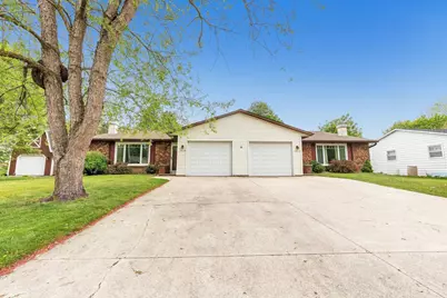1622 Canary Lane, Green Bay, WI 54304 - Photo 1