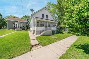 1319 Winnebago Ave, Oshkosh, WI 54901 - Photo 1