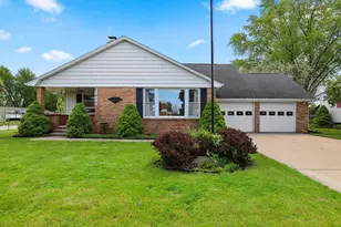 1833 Bond St, Green Bay, WI 54303 - Photo 1