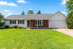 2445 Heather Rd, Green Bay, WI 54311 - Photo 1