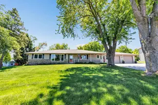 3093 Glendale Ave, Green Bay, WI 54313 - Photo 1