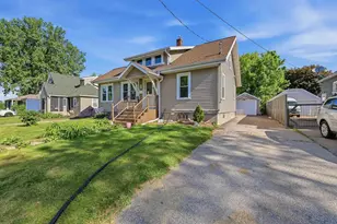204 4th St, Menasha, WI 54952 - Photo 1