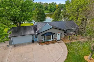 201 Lakeside Dr, Clintonville, WI 54929 - Photo 1
