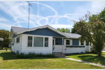 190 Prairie Court, Fond du Lac, WI 54935 - Photo 1