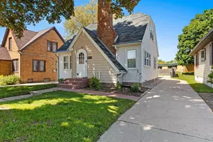 827 Catherine St, Green Bay, WI 54301 - Photo 1
