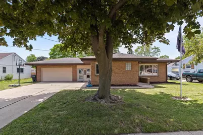 1125 Coolidge Avenue, Oshkosh, WI 54902 - Photo 1