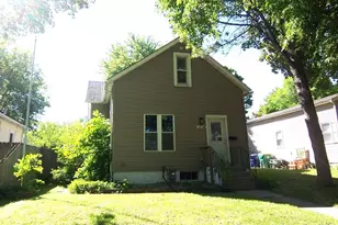 1214 S Greenwood Ave, Green Bay, WI 54304 - Photo 1