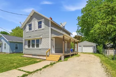 1014 W Kamps Avenue, Appleton, WI 54914 - Photo 1