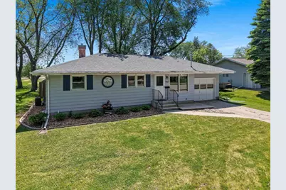 947 Redley Court, Green Bay, WI 54304 - Photo 1