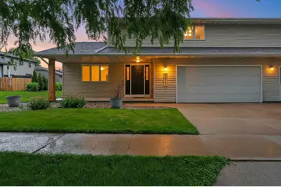 1023 W Ridgeview Drive, Appleton, WI 54914 - Photo 1