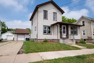 318 Hudson Ave, Oshkosh, WI 54900 - Photo 1