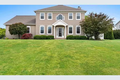 821 McCastlen Street, Green Bay, WI 54301 - Photo 1