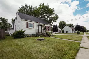 315 McKinley St, Waupun, WI 53963 - Photo 1