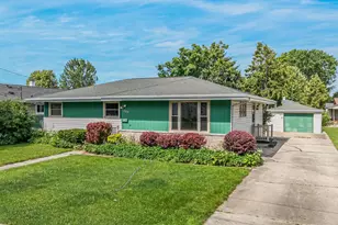 704 John St, Menasha, WI 54952 - Photo 1