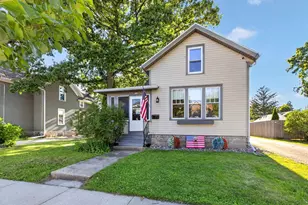 669 Boyd St, Oshkosh, WI 54901 - Photo 1
