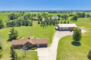 3760 Farmstead Rd, Green Bay, WI 54311 - Photo 1