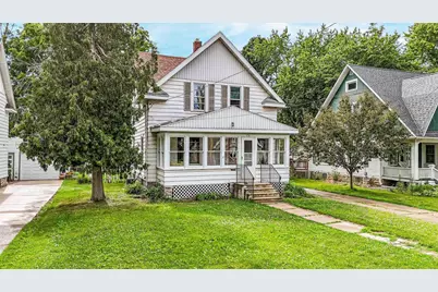 739 Monroe Street, Oshkosh, WI 54901 - Photo 1