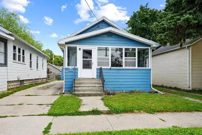 644 Jefferson Street, Oshkosh, WI 54901 - Photo 1