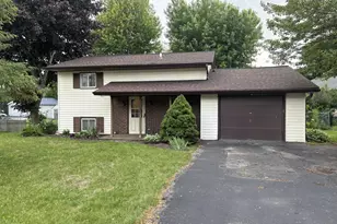 1127 Bonnie View Dr, Sturgeon Bay, WI 54235 - Photo 1