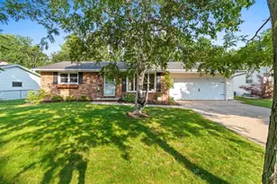 1013 Crawford St, Green Bay, WI 54304 - Photo 1