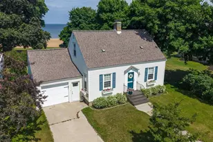 232 1st St, Menominee, MI 49858 - Photo 1