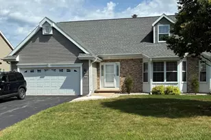 2513 Village Ln, Oshkosh, WI 54904 - Photo 1