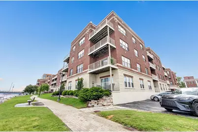 118 S Washington Street #304B, Green Bay, WI 54301 - Photo 1