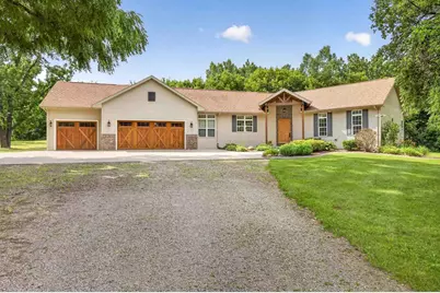 4305 Stoney Ridge Trail, Oshkosh, WI 54904 - Photo 1