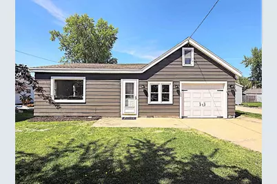 1122 Tyler Avenue, Oshkosh, WI 54902 - Photo 1